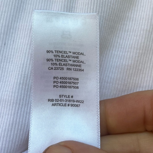 Aritzia Sunday Best, white ribbed, long sleeve turtleneck, 2XS but fits XS/S - Picture 6 of 6